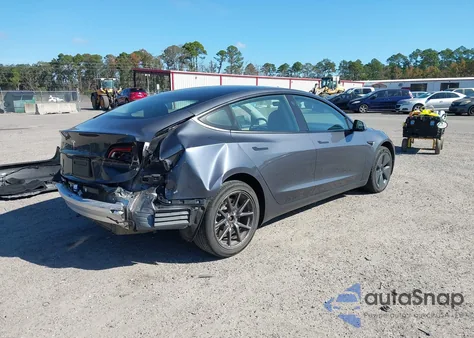 2022 Tesla Model 3 Rear-Wheel Drive z USA, uszkodzony, nr VIN 5YJ3E1EA2NF189362